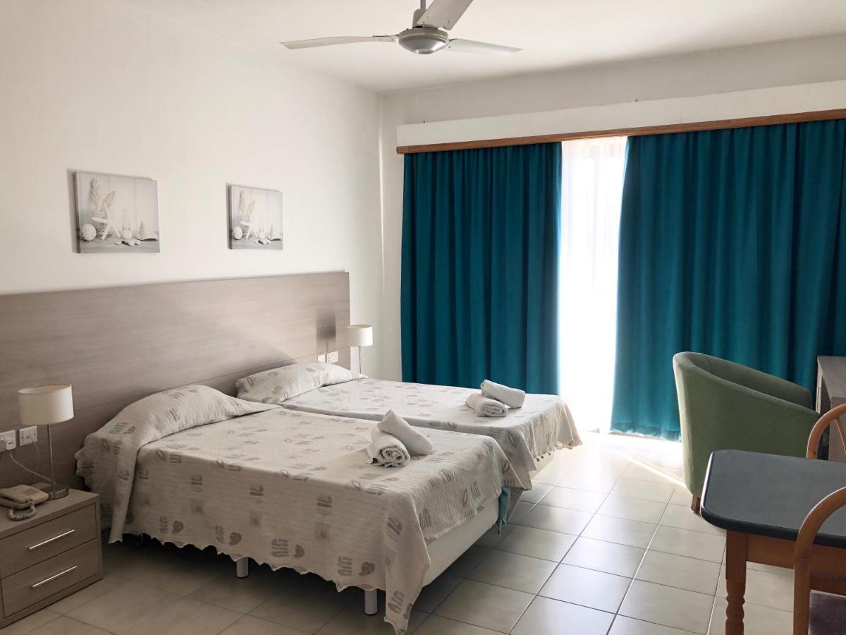 Porto Del Sol Guesthouse Wardija Ngoại thất bức ảnh