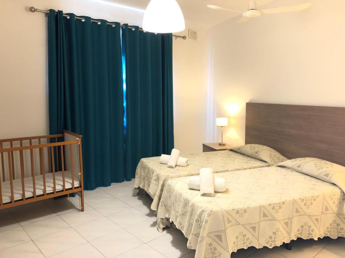 Porto Del Sol Guesthouse Wardija Ngoại thất bức ảnh