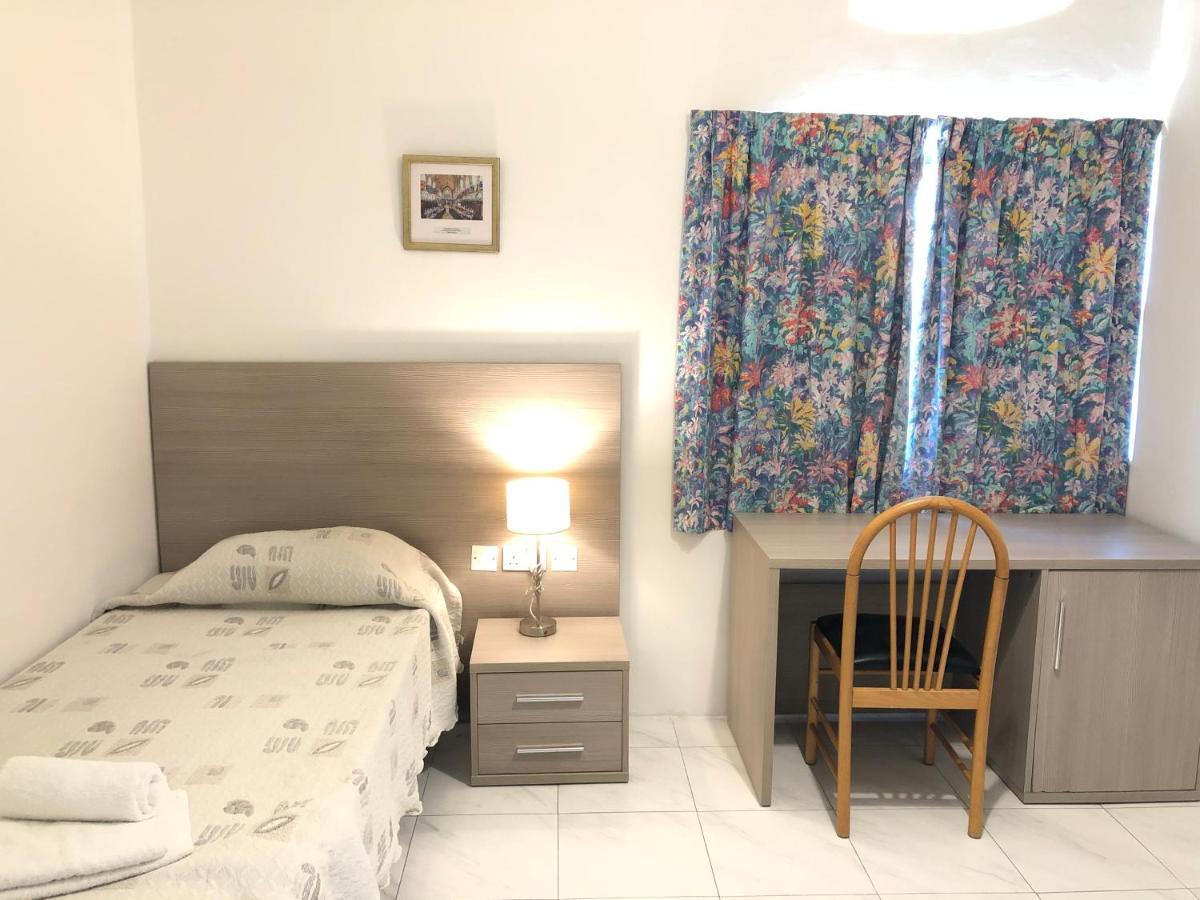 Porto Del Sol Guesthouse Wardija Ngoại thất bức ảnh